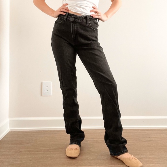 Abercrombie and Fitch Black 90s Ultra High Rise Jeans - Picture 4 of 10